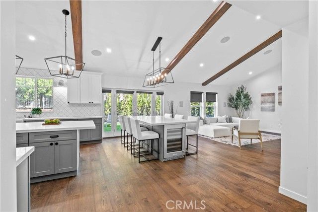 3340 Vickers Drive, Glendale, CA 91208