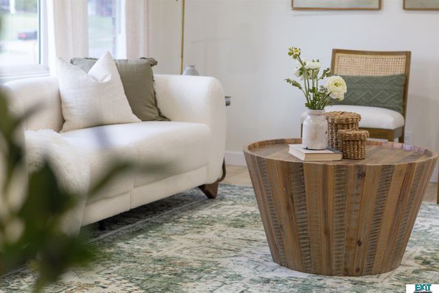 7721 Hickory Lane, Lincoln, NE 68510