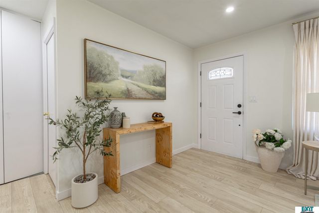 7721 Hickory Lane, Lincoln, NE 68510