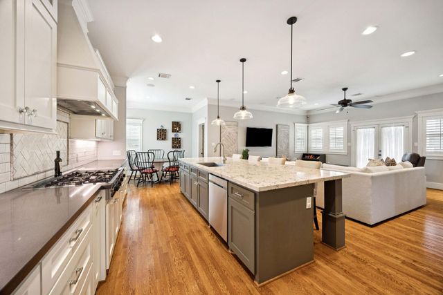 611 Cordell Street, Houston, TX 77009
