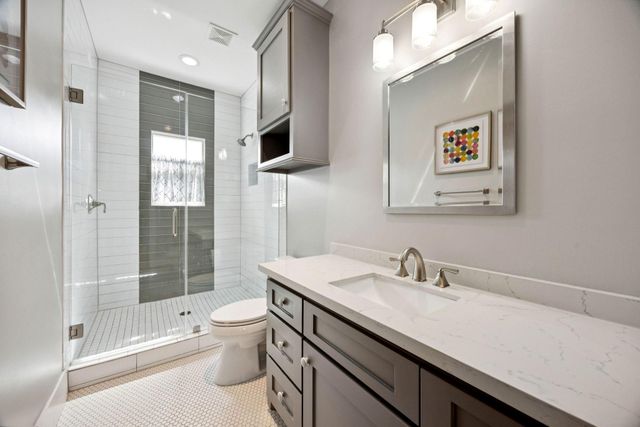611 Cordell Street, Houston, TX 77009