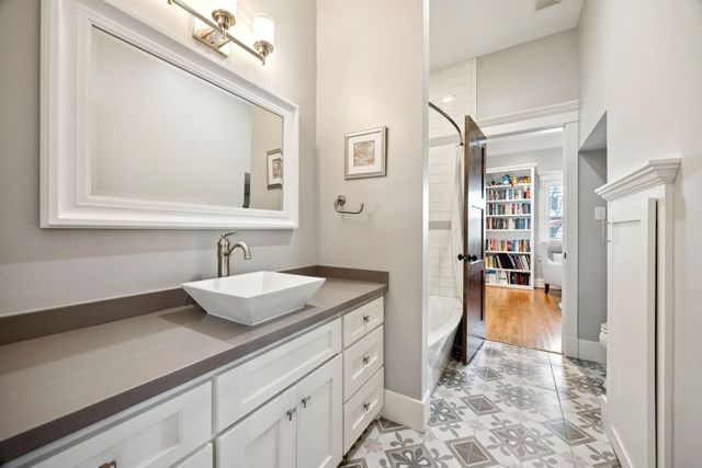 611 Cordell Street, Houston, TX 77009