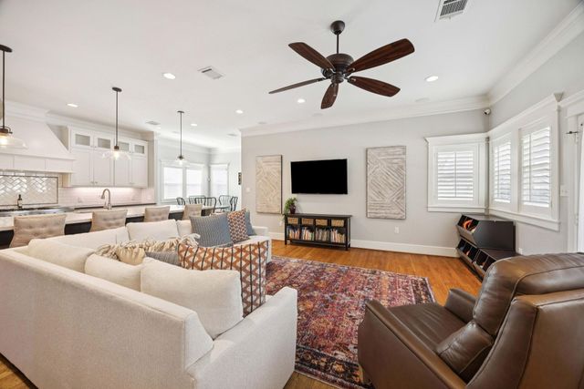 611 Cordell Street, Houston, TX 77009