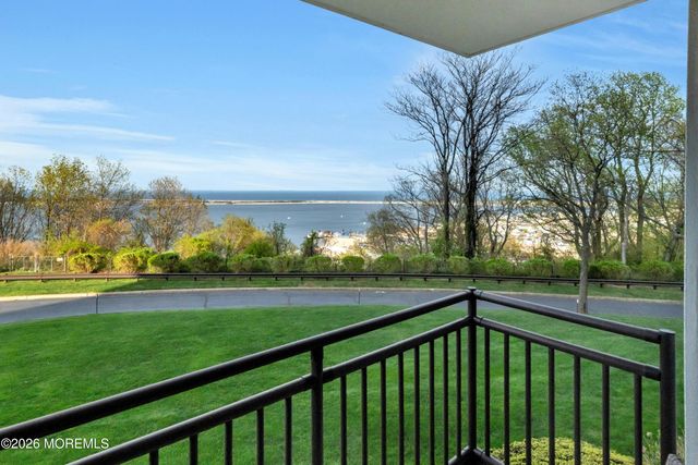 1 Scenic Drive 209, Highlands, NJ 07732