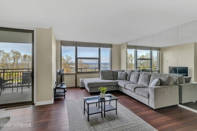 1 Scenic Drive 209, Highlands, NJ 07732