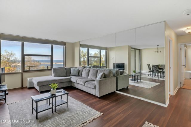 1 Scenic Drive 209, Highlands, NJ 07732