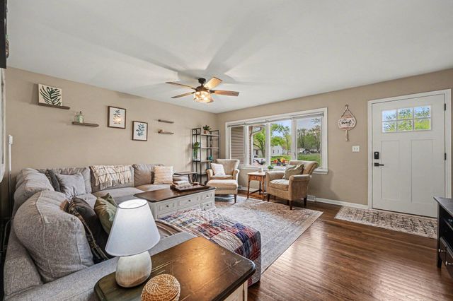 5828 W 122nd Avenue, Crown Point, IN 46307