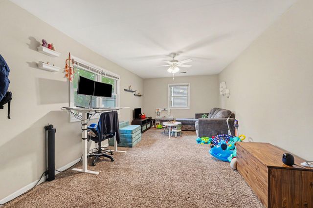5828 W 122nd Avenue, Crown Point, IN 46307