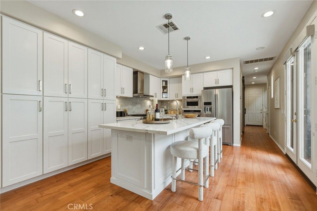 Image 7 of property listing at 55 Coriander, Irvine, CA 92603