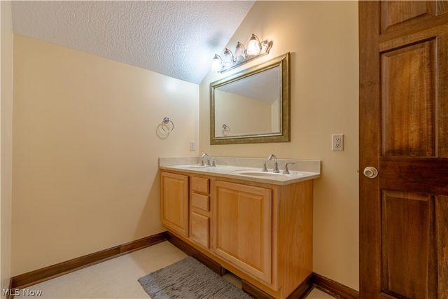 1100 E Bayton Street, Alliance, OH 44601