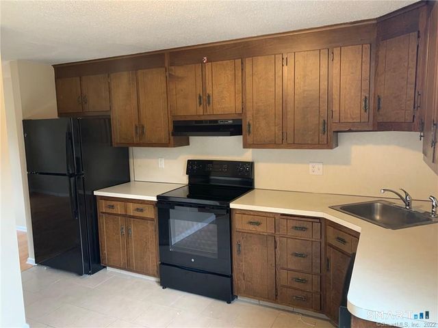 900 South Main Street 7, Southington, CT 06479