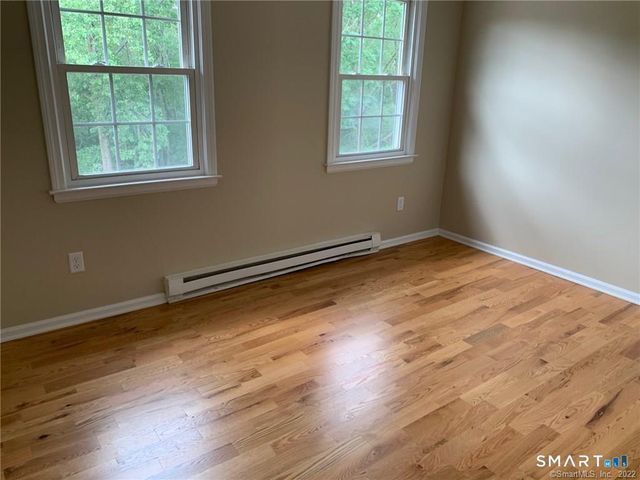 900 South Main Street 7, Southington, CT 06479