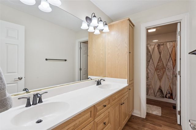 11875 NW Oaktree Drive, Grimes, IA 50111