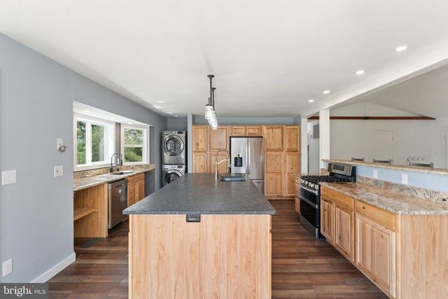 11270 OLD STILLHOUSE RD, Boston, VA 22713
