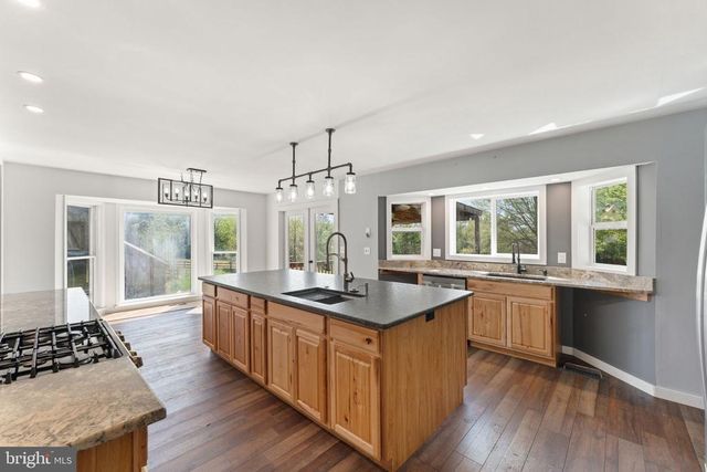 11270 OLD STILLHOUSE RD, Boston, VA 22713