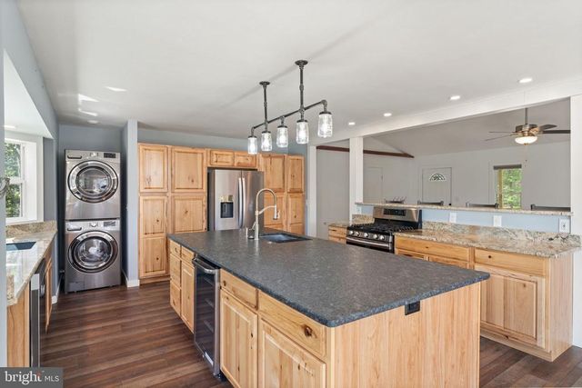 11270 OLD STILLHOUSE RD, Boston, VA 22713