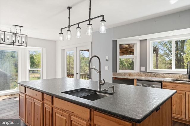 11270 OLD STILLHOUSE RD, Boston, VA 22713