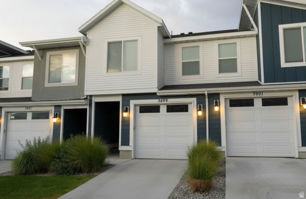 3899 S BOWIE DR, Magna, UT 84044