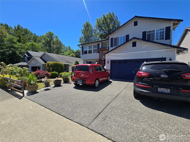 6608 79th Drive NE, Marysville, WA 98270