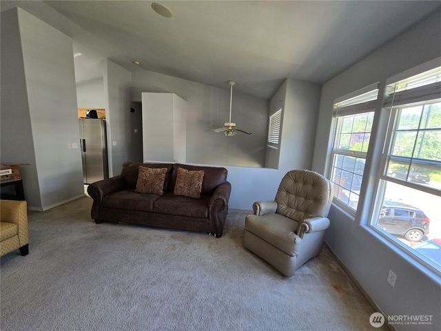 6608 79th Drive NE, Marysville, WA 98270