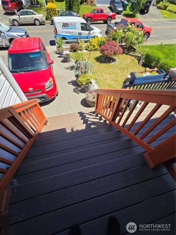 6608 79th Drive NE, Marysville, WA 98270