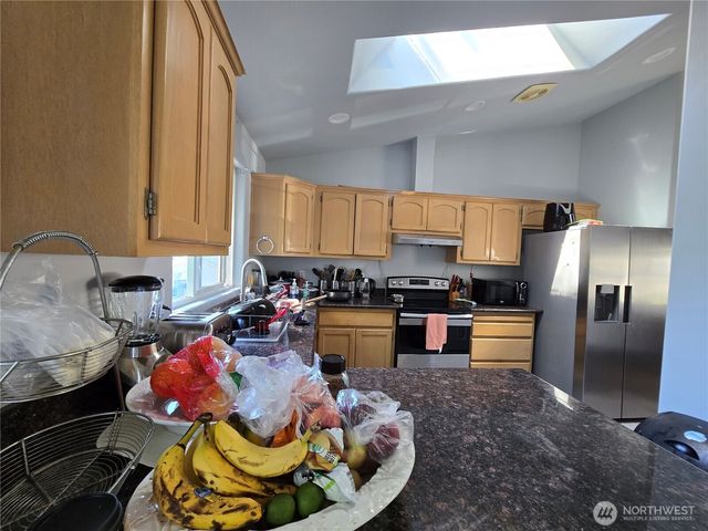 6608 79th Drive NE, Marysville, WA 98270