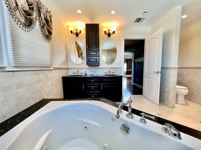 3683 Orchard Road, Wantagh, NY 11793