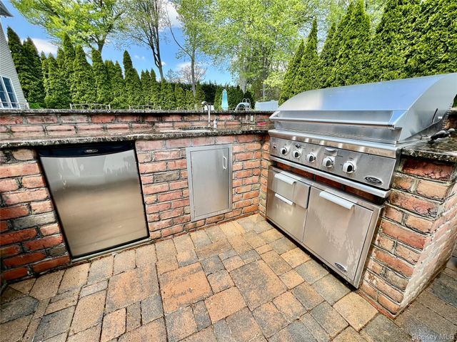 3683 Orchard Road, Wantagh, NY 11793