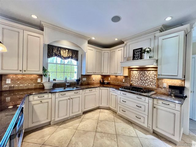 3683 Orchard Road, Wantagh, NY 11793