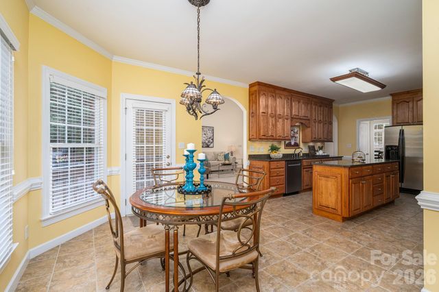 5059 Graystone Estates Drive, Belmont, NC 28012