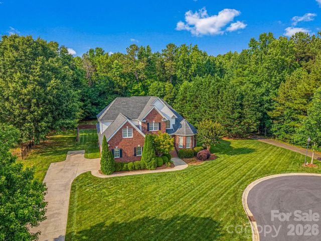 5059 Graystone Estates Drive, Belmont, NC 28012