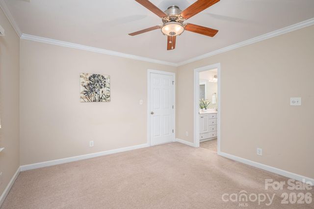 5059 Graystone Estates Drive, Belmont, NC 28012