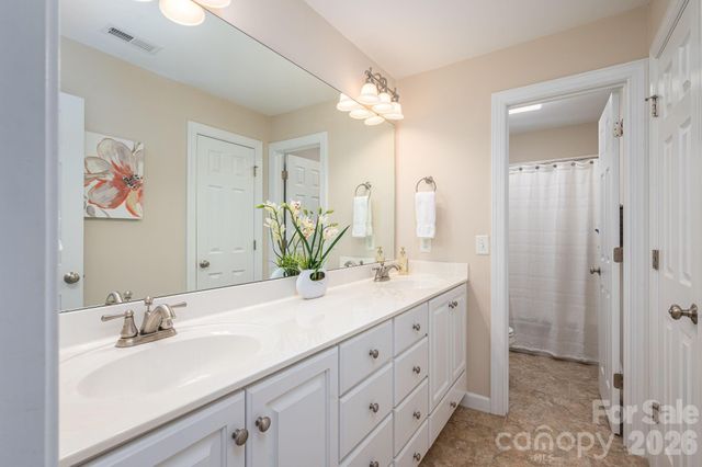 5059 Graystone Estates Drive, Belmont, NC 28012