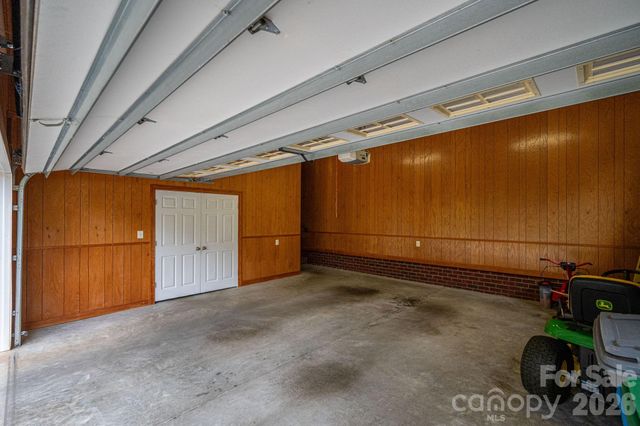 5059 Graystone Estates Drive, Belmont, NC 28012