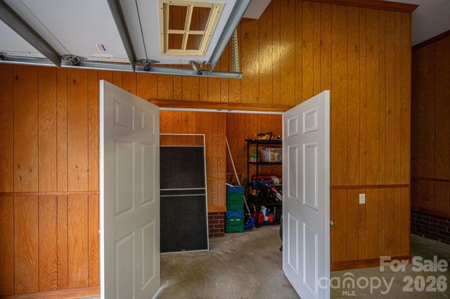 5059 Graystone Estates Drive, Belmont, NC 28012