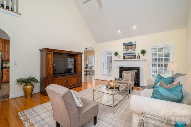 5059 Graystone Estates Drive, Belmont, NC 28012