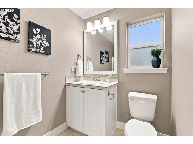 14667 Nw PIONEER Rd, Beaverton, OR 97006