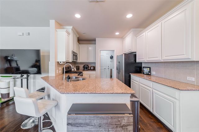 534 Alexandra Avenue, Richardson, TX 75081