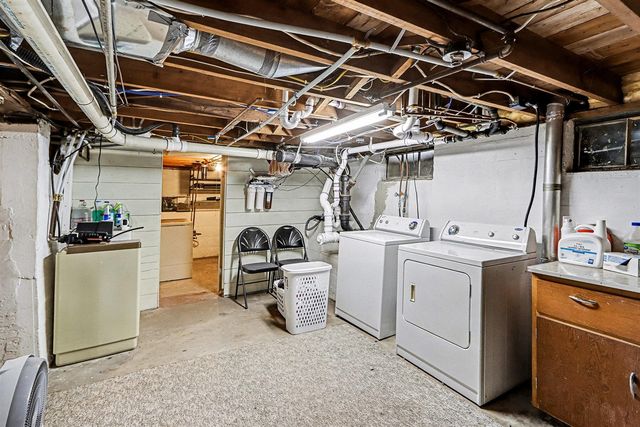 302 S Maple Street, Sturgis, MI 49091