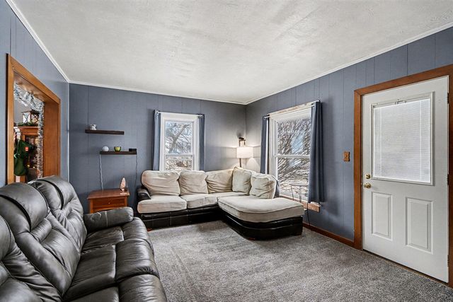 302 S Maple Street, Sturgis, MI 49091