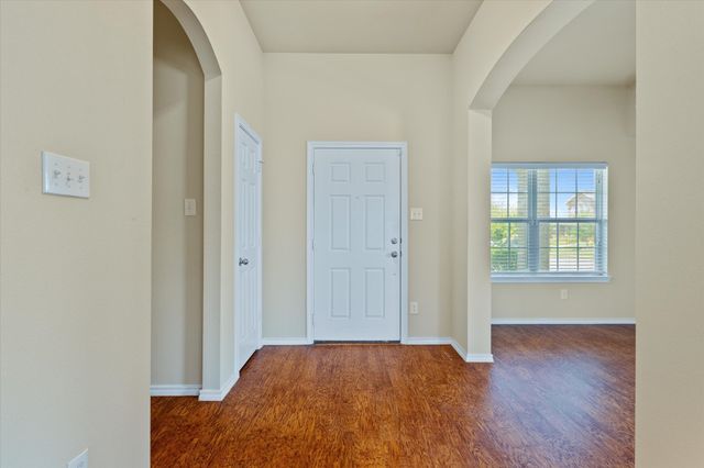 1944 Newport Drive, Lancaster, TX 75146