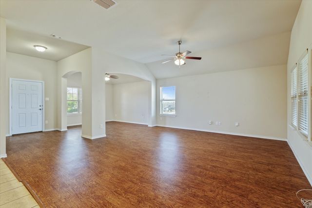 1944 Newport Drive, Lancaster, TX 75146