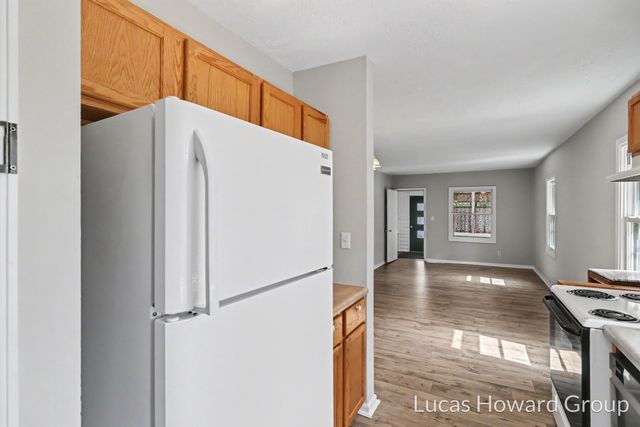 29 Shellenberger Avenue, Battle Creek, MI 49037