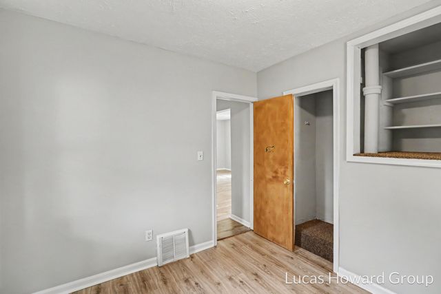 29 Shellenberger Avenue, Battle Creek, MI 49037