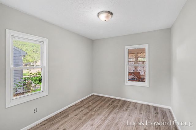 29 Shellenberger Avenue, Battle Creek, MI 49037