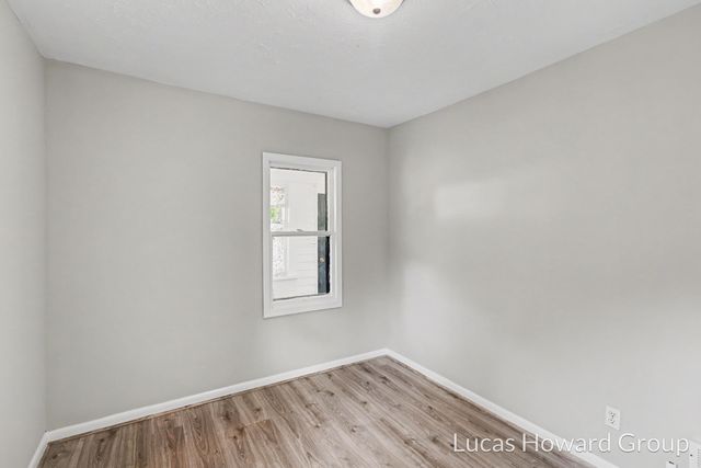 29 Shellenberger Avenue, Battle Creek, MI 49037