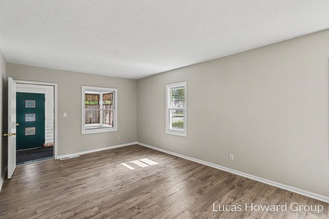 29 Shellenberger Avenue, Battle Creek, MI 49037