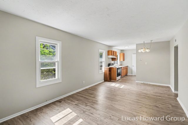 29 Shellenberger Avenue, Battle Creek, MI 49037