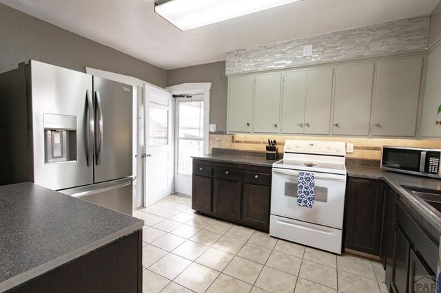 2114 Spruce St, Pueblo, CO 81004