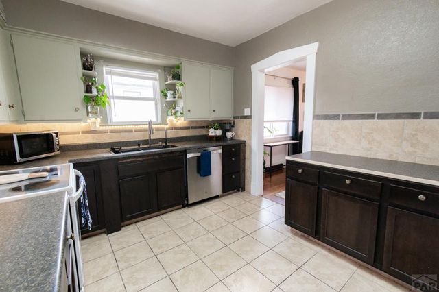 2114 Spruce St, Pueblo, CO 81004